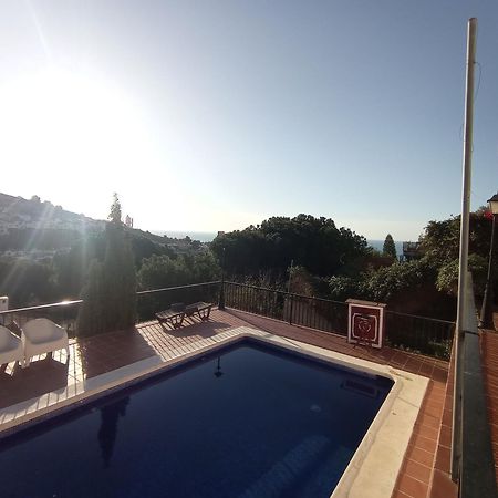 Apartamento En Villa Con Piscina Malaga Luaran gambar