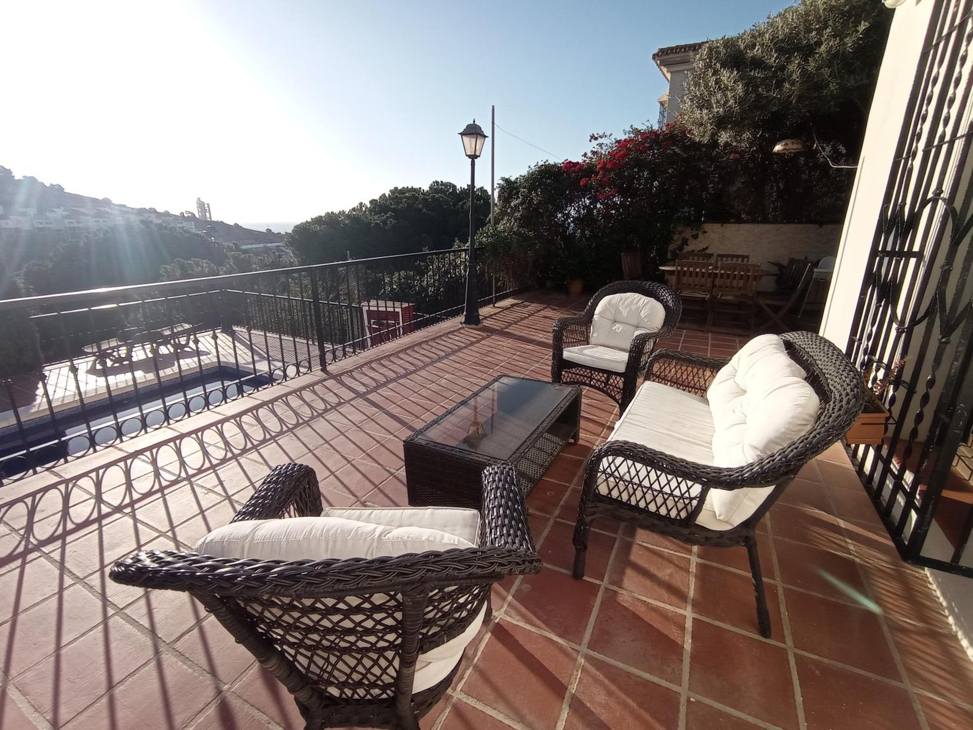 Apartamento En Villa Con Piscina Malaga Luaran gambar