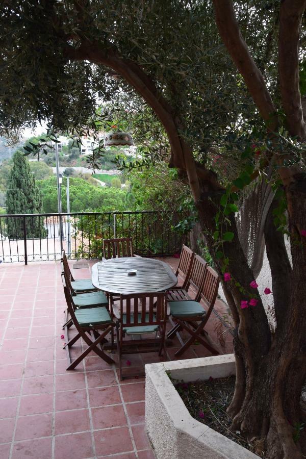 Apartamento En Villa Con Piscina Malaga Luaran gambar